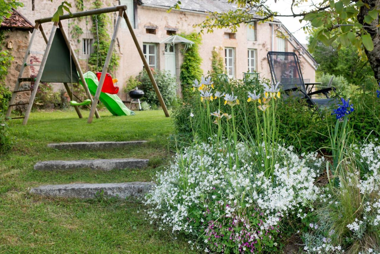 Maison De Vacances Les Mesanges, A Menessaire Eksteriør bilde